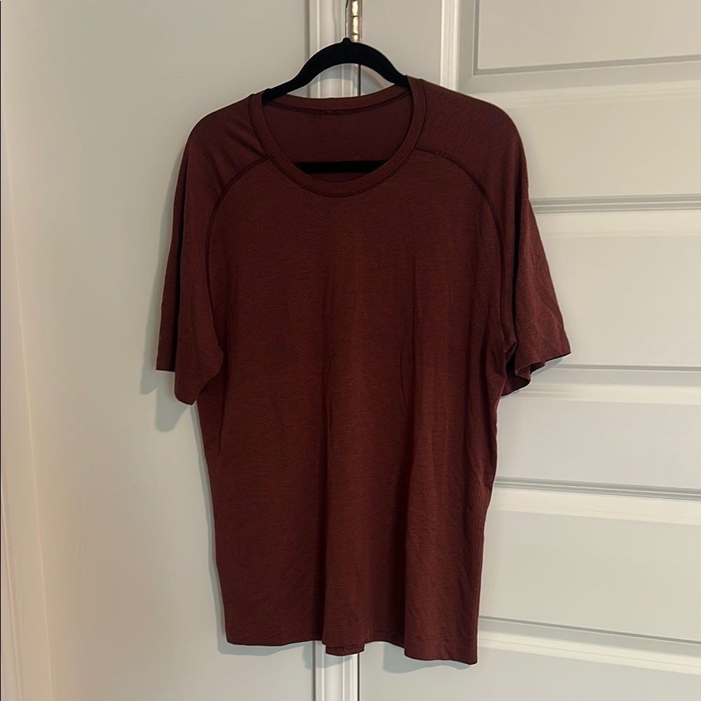 Lululemon Mens Workout Shirt